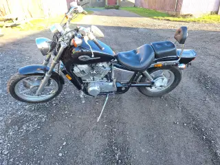 honda vt 1100c.shadow