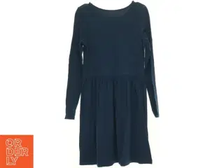 Kjole fra H&M (str. 140 cm)