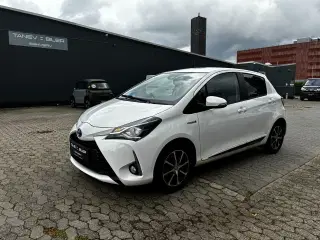 Toyota Yaris 1,5 Hybrid H2 Komfort e-CVT Van