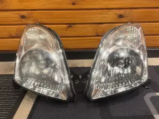 Originale Suzuki Swift forlygter sælges