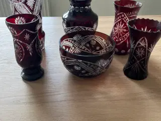 Vintage -Rubinrøde Smukke , unikke skåle og vaser 