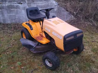 Defekt Partner P115B havetraktor