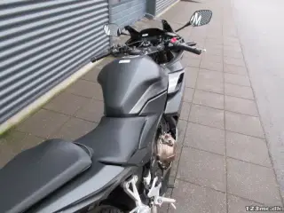Honda CBR 500 RA MC-SYD BYTTER GERNE  5 ÅRS FABRIKS GARANTI