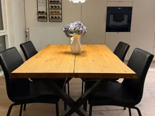 Plankebord i eg + tillægsplader