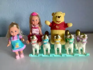 Legetøj og børn som passer til Barbie.
