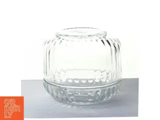 Glas beholder med låg fra Ikea (str. 6 x 10 cm)