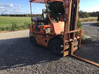 Gastruck komatzu