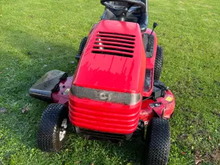 Toro 17-44 HXL havetraktor