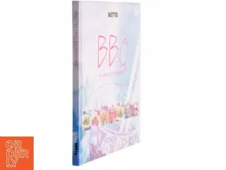 BBQ : vi griller sommeren (Bog)