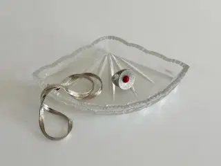 Smykkeskål, presset glas