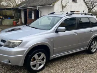 Mitsubishi Outlander 2.0 Turbo 