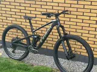 Trek slash 8 AXS