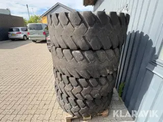 Dæk 440/80-24 4 styk