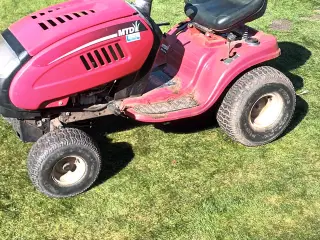 havetraktor med vogn