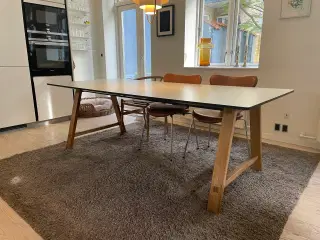 ByKATO T1 spisebord by Andersen Furniture