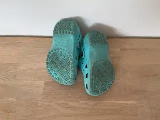 Clogs 