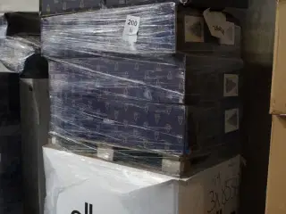 Parti plast juletræer