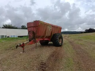 Uggerby Gyllevogn Med dobbelt RKM spreder
