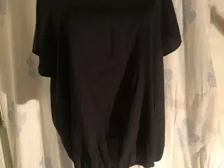 Sød sort bluse