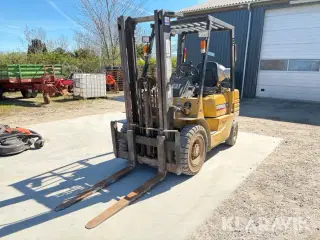 Gaffeltruck Caterpillar GP25