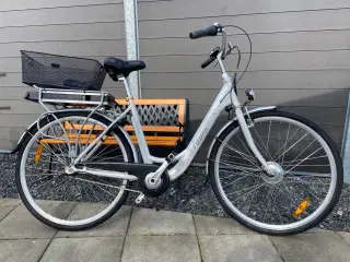 Mustang. 3 gear., 28" Hjul, 51cm. stel