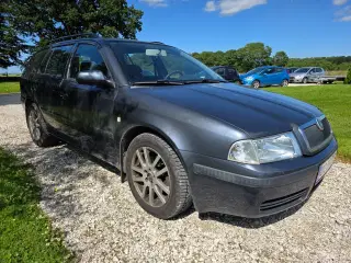 Skoda Octavia 1,9 TDi 100 Tour Combi