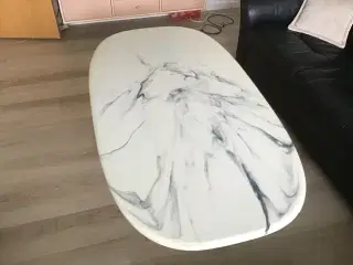 Sofabordplade ligner marmor