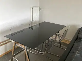 Glass Spisebord