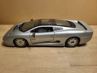 Modelbil, Jaguar XJ220, skala 1/12