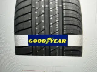 Nye 215-55-18 sommerdæk.Goodyear.