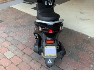 Vga Street X 30 km. Kun 500 km