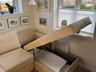 VINKELSOVESOFA med magasin