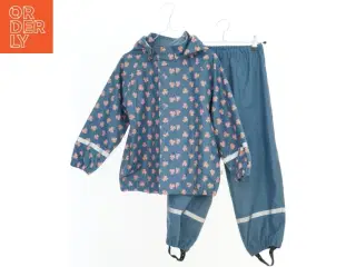 Blåt regnsæt med blomstermønster fra Friends (str. 116)