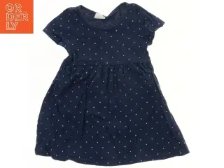 Pigekjole med prikker fra H&M (str. 92)