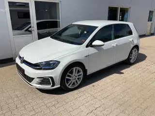 VW Golf VII 1,4 GTE DSG
