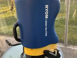 Ryom såmaskine / gødningsspreder