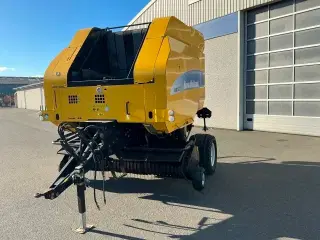 New Holland BR7070