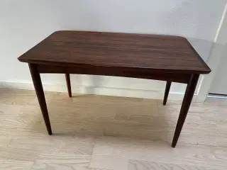 Palisander bord gammelt men velholdt 