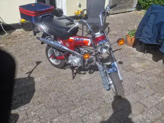 Honda dax