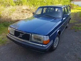 Volvo 245
