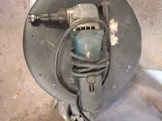 Makita pladenipler
