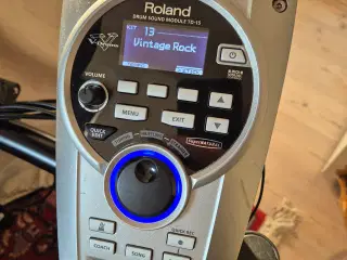Trommesæt. Roland TD15 eltrommesæt