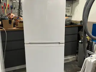 Kølefryse skab . Smal model højskab  . 170 cm 
