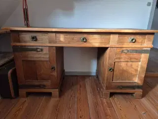 Gammelt skrivebord