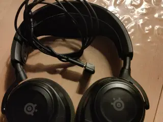 SteelSeries headset