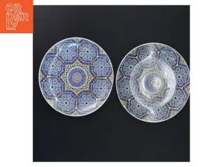 Dekorative vægplatter, Ø 17 cm fra CONIMBRIGA, Måske (str. Ø. 17 cm. 2 styk)