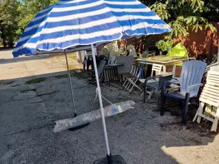 Knækparasol med stang og fod og bærepose