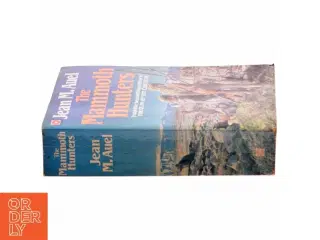 The mammoth hunters af Jean M. Auel (Bog)