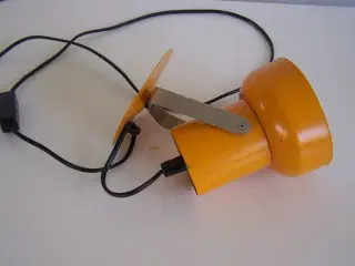 Gul lampe, retro