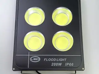 NY! 200W LED Projektør 6500K / IP66